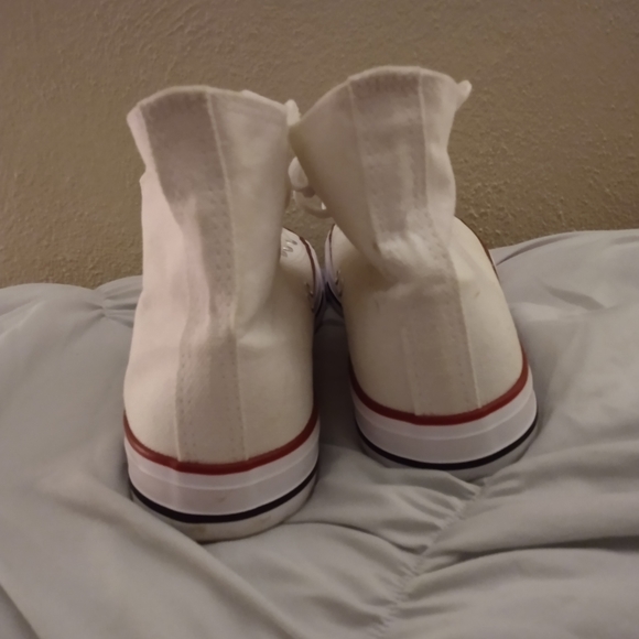 NWOT Hi Top Fashion Sneakers - Picture 5 of 5